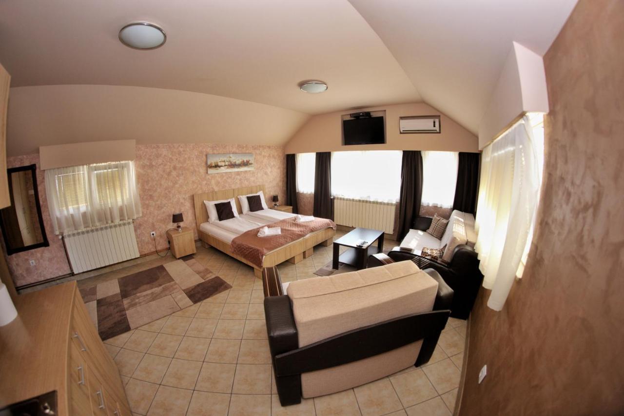Apartmani Zecevic Nikšić Dış mekan fotoğraf
